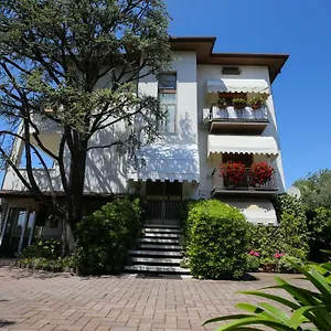 Bed & Breakfast Casa Ginev &, Bardolino